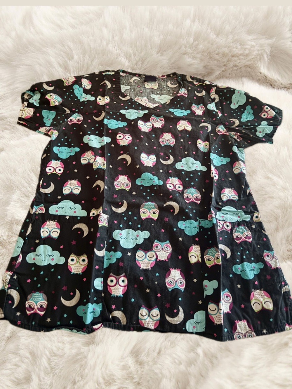 Women’s Black Owl Print Scrub Top - Turquoise & Pink, Size M